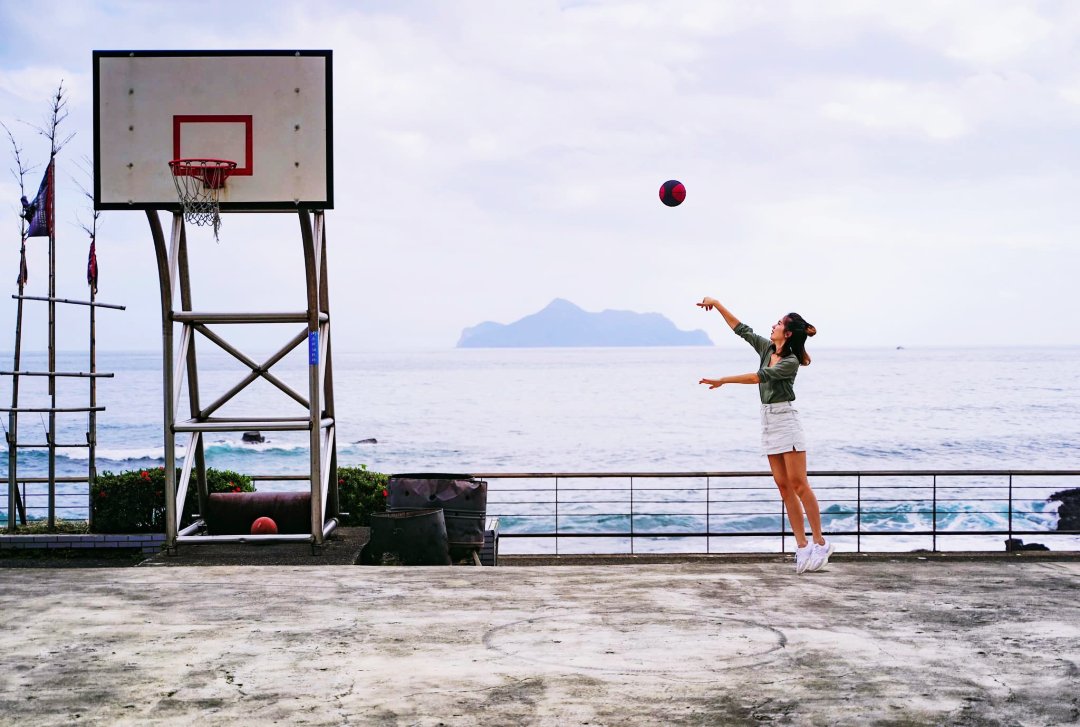圖 頭城鎮大溪漁港籃球場 翻拍自網路